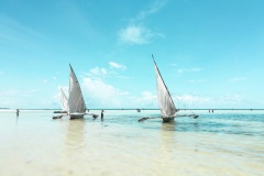 Fotoserie Kenia am Strand mit Segelbooten